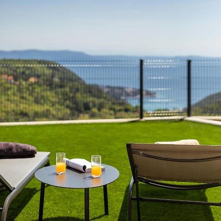 Royal Hilltop Residence Labin  Exteriör bild