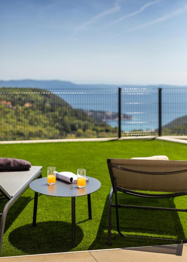 Royal Hilltop Residence Labin  Exteriör bild