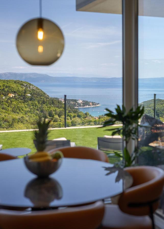 Royal Hilltop Residence Labin  Exteriör bild