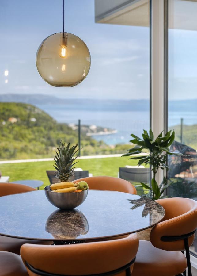 Royal Hilltop Residence Labin  Exteriör bild